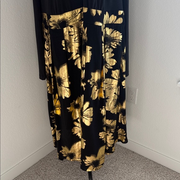 BloomChic Elegant Black and Gold Floral Dress - Picture 8 of 11